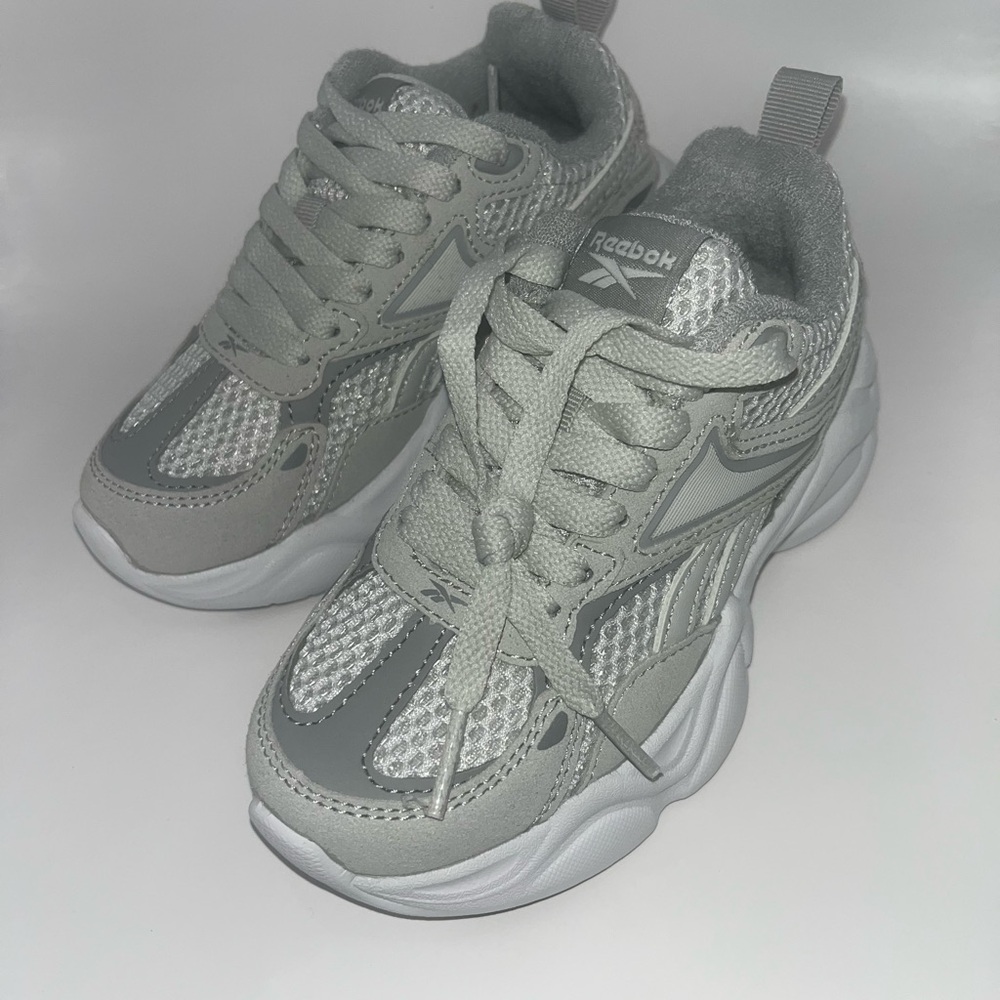 12c Reebok Kids Light Gray Sneakers
